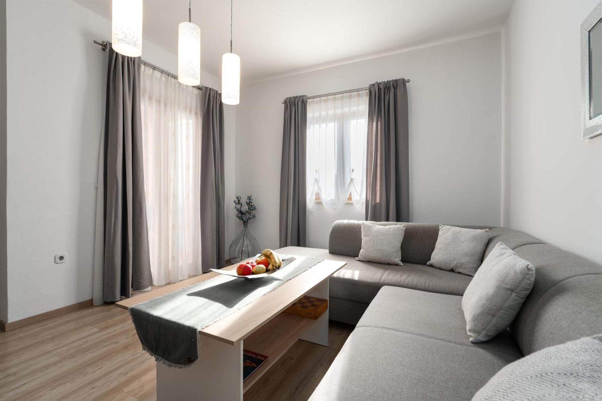 Apartment Morena Porec Esterno foto